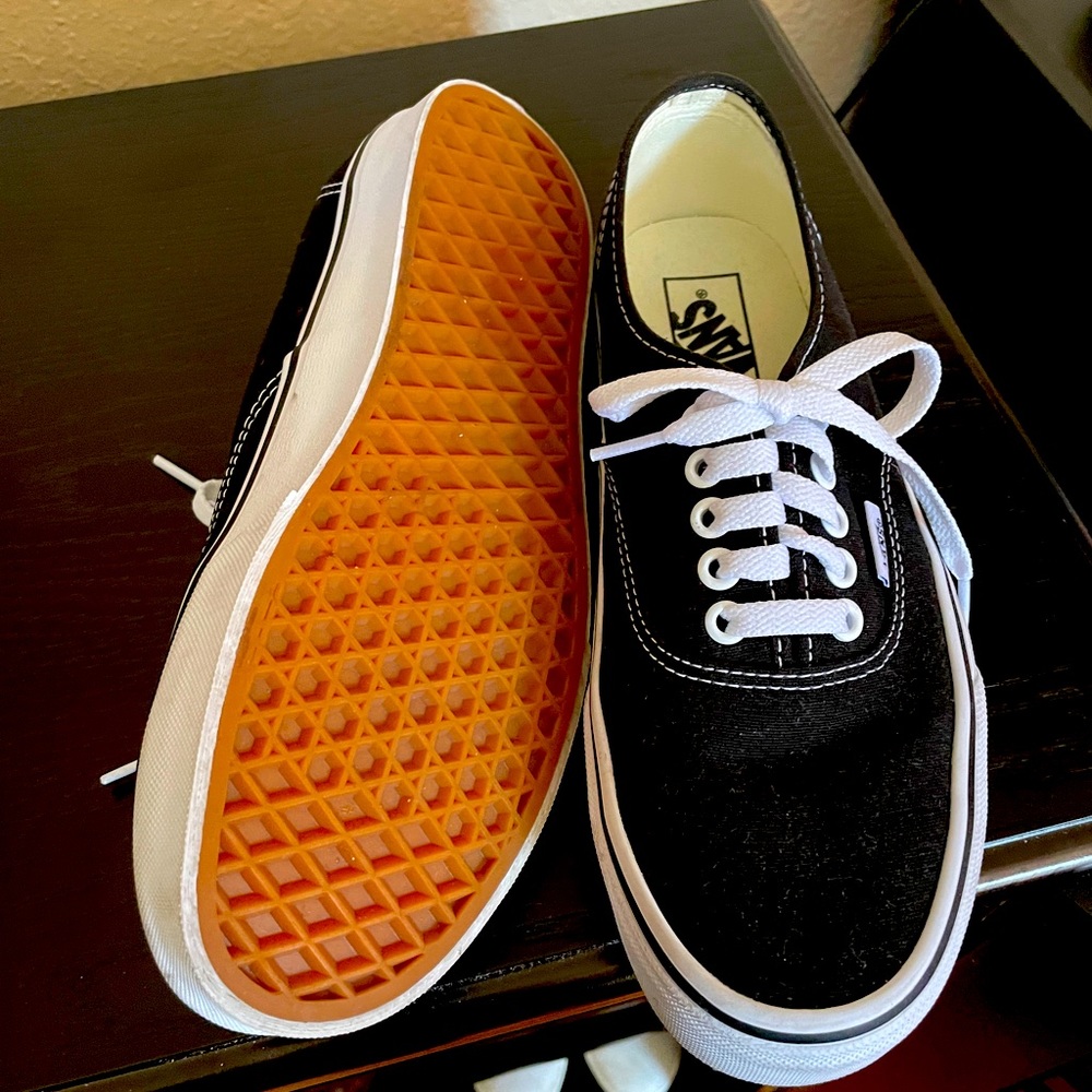 Vans low sneakers- out of the box but never worn